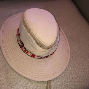 Conner handmade hat